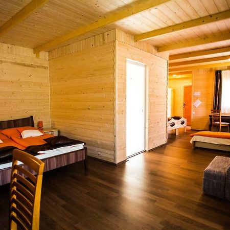 Aparthotel Szatmár Beregi Élményliget Fehérgyarmat Esterno foto