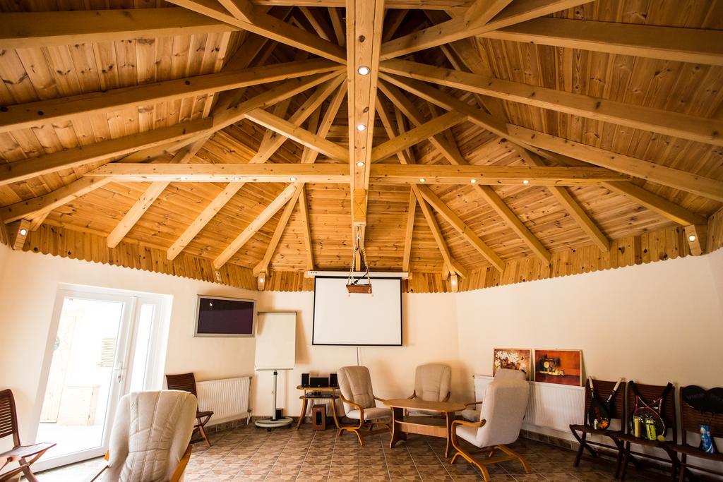 Aparthotel Szatmár Beregi Élményliget Fehérgyarmat Esterno foto